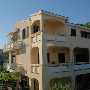 apartmani-bosiljka.hotelinzadar.com/