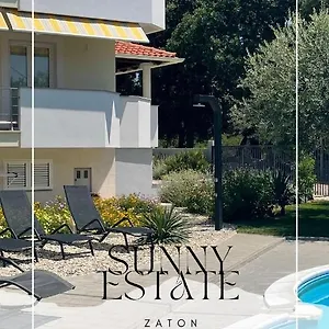 sunny-apartments-zaton-zadar.hotelinzadar.com/