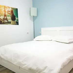 downtown-tirana-apartments.albaniahotels.org/